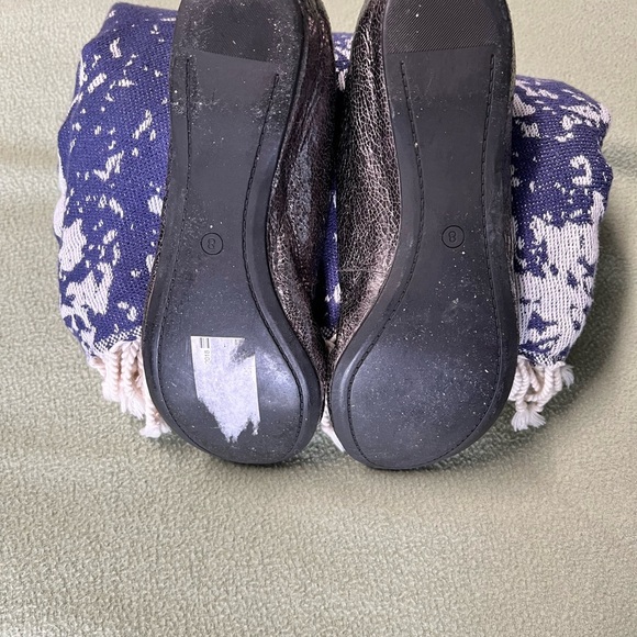 Audrey Brooke Shimmering Silver Flats - Picture 3 of 7